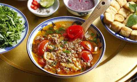 Mẹo nấu canh riêu cua ngon nổi gạch thơm phức