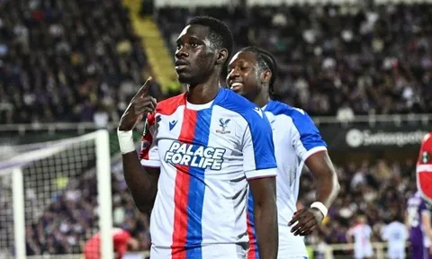 Ismaila Sarr tỏa sáng, Palace góp mặt ở bán kết Conference League