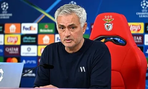 Mourinho sẵn sàng tái hợp Real Madrid ngay mùa hè này