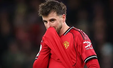 Mason Mount đối mặt bóng ma quá khứ tại Chelsea