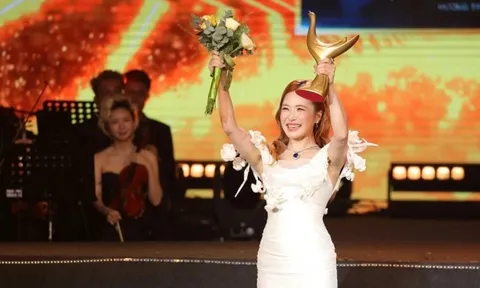 Hương Tràm nói gì sau khi gây tranh cãi vì giành giải thưởng tại Cống hiến 2026