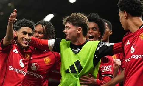 Chido Obi rực sáng phút 115, U18 Man Utd hẹn Man City ở chung kết FA Youth Cup