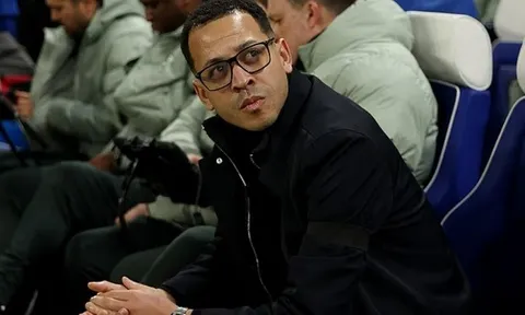 Chelsea thủng lưới liên tiếp do sai lầm cấu trúc phòng ngự
