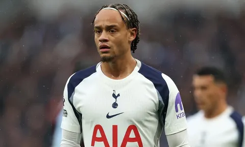 Vincent Kompany từng khẩn thiết xin Bayern mua Xavi Simons