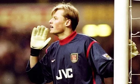 David Seaman suy sụp trước sự ra đi đột ngột của Alex Manninger