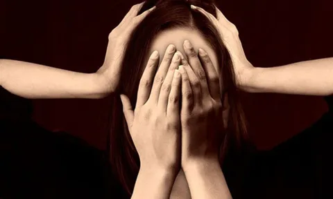 Áp lực công việc khiến người phụ nữ luôn nghe thấy tiếng nói trong đầu, phải nhập viện điều trị