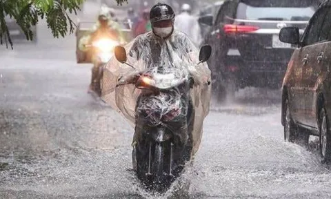Miền Bắc sắp đón không khí lạnh mới, mưa dông mạnh quay trở lại