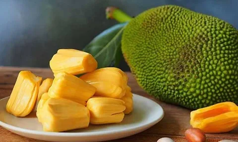 10 loại trái cây dễ béo hơn cả ăn thịt mỡ, sầu riêng chỉ đứng thứ 3