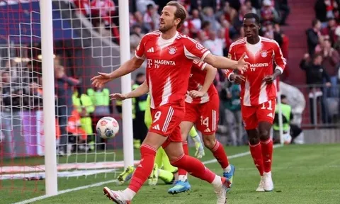 Bayern Munich ngược dòng hạ Stuttgart, giành đĩa bạc thứ 35