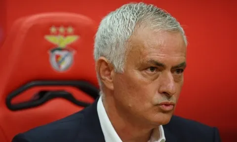 Mourinho khen Benfica chơi xuất sắc sau khi hạ gục Sporting