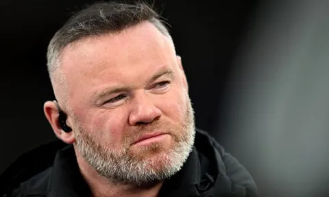 Rooney đi ngược số đông khi dự đoán ngai vàng Ngoại hạng Anh