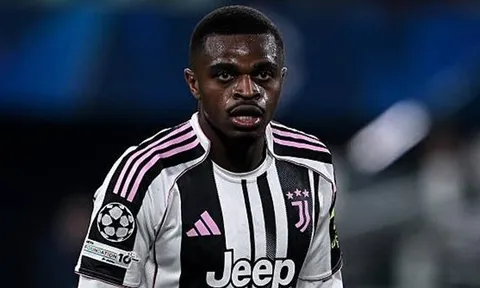 Man Utd săn đón Pierre Kalulu để gia cố hàng thủ