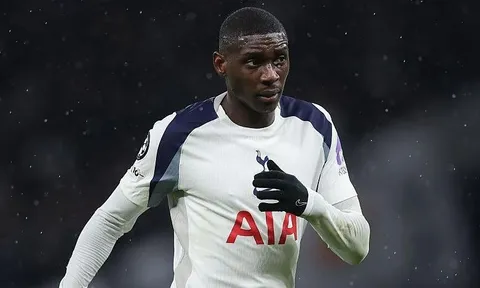 Ghi 1 bàn ở NHA, Kolo Muani vẫn được Liverpool săn đón