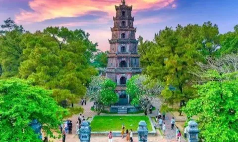 Nơi đâu xanh nhất Việt Nam, là vùng đất nổi tiếng của 9 chúa 13 vua nhà Nguyễn, vang danh sử Việt?