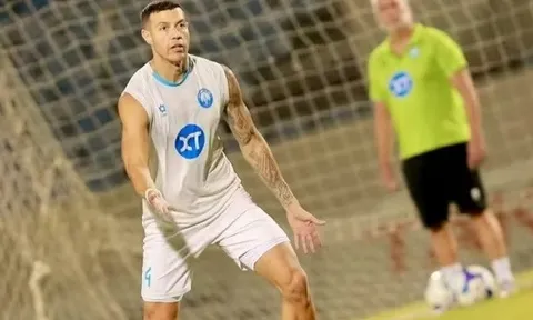 Nghịch lý Tiến Linh ghi bàn ngang trung vệ Lucas Alves tại V-League