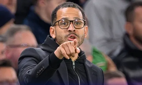 Liam Rosenior đứng áp chót trong lịch sử các HLV Chelsea