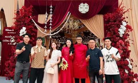 Phản ứng của Hòa Minzy khi người nhà Văn Toàn gọi cô là "em dâu hụt"