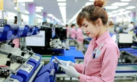 Vài ngày tới, người lao động có thể nhận tới 490% lương khi đi làm: Lưu ý để không mất quyền lợi