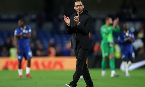 Chelsea thảo luận khả năng sa thải HLV Liam Rosenior