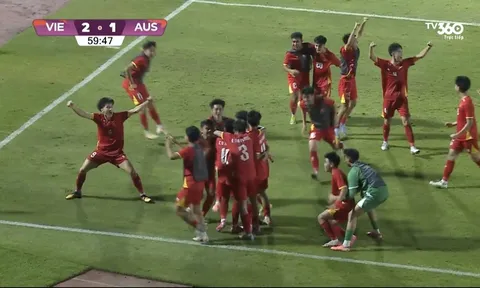 Ngược dòng hạ U17 Úc, U17 Việt Nam đoạt vé chung kết