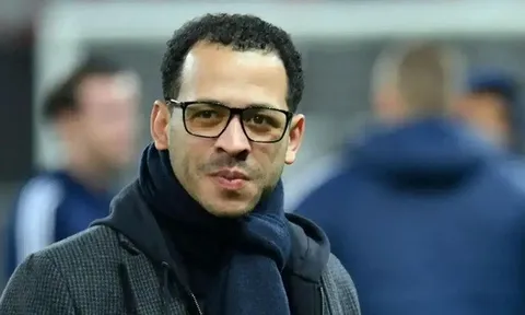 Chelsea có thể đền bù 24 triệu bảng nếu sa thải HLV Rosenior