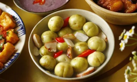 Muối cà pháo giòn ngon, không nổi váng: Không thể thiếu thứ này