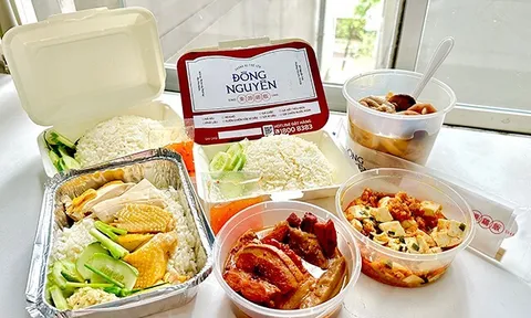 Kiểm chứng quán cơm gà được Jun Phạm khen “vị đúng đỉnh”