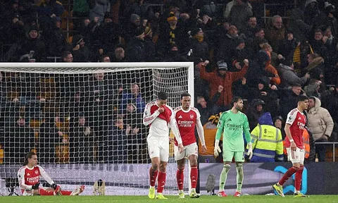 Bi kịch của Arsenal từ thảm họa mang tên Wolves