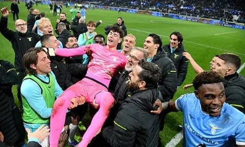 Motta đẩy 4 quả luân lưu, đưa Lazio vào chung kết