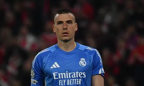 Real tính bán Lunin dù còn 4 năm hợp đồng