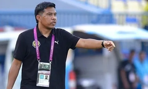 HLV Malaysia hứa dùng tinh thần thép đấu U17 Việt Nam