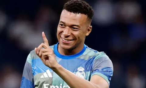 Mbappe và gót chân Achilles trong màu áo Real Madrid