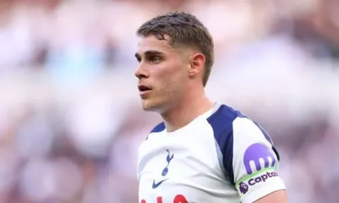 MU đừng mua Van de Ven nếu trái tim anh ta ở Anfield