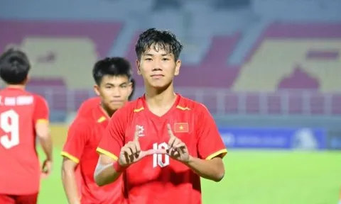 Điểm tin bóng đá Việt Nam 24/4: Đình Bắc được săn đón; U17 Việt Nam hướng tới kỷ lục
