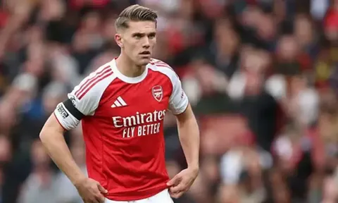 Gallas giục Arsenal nâng cấp cánh trái cứu Gyokeres