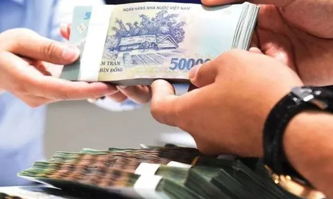 Bộ Nội vụ đề xuất tăng lương cơ sở từ 1/7 cho 9 nhóm đối tượng: Ai được hưởng và mức tăng ra sao?