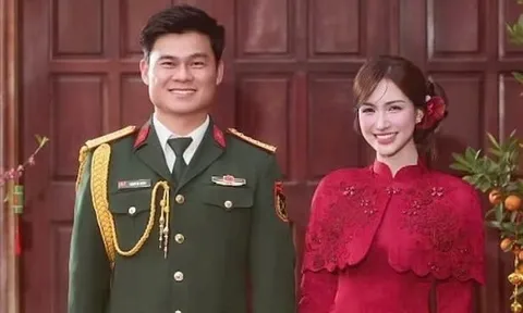 Hình ảnh hiếm hoi của Hòa Minzy bên chồng sắp cưới khi đi du lịch