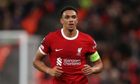 'Arsenal bị phân tâm bởi Liverpool ở cuộc đua vô địch'