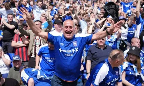 CHÍNH THỨC! Ipswich Town á quân, thăng hạng Premier League