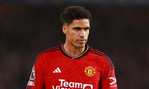 "Varane có thể rời M.U và sẽ không nhiều người phản đối"