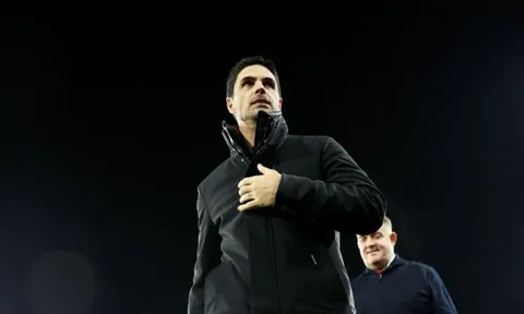 2 bản hợp đồng thay đổi Arsenal