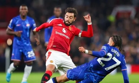 Chelsea vs Man Utd: Đường ngược chiều đến Champions League