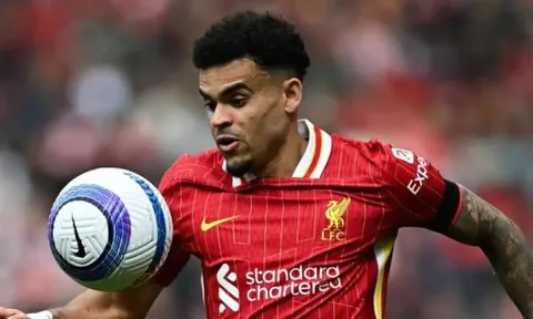Bojan khuyên Barca chọn Rashford thay vì Luis Diaz