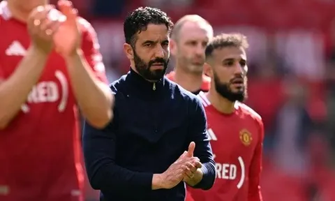 Trận Chelsea là phép thử cuối cho hàng thủ MU trước chung kết Europa League