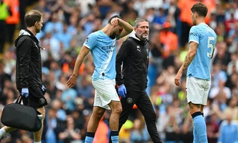 Tân binh Man City rời sân chỉ sau 23 phút
