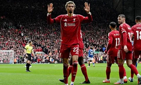 Chấm điểm Liverpool: Gravenberch xuất sắc; Ekitike toàn diện