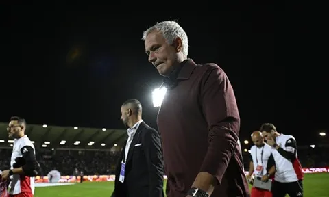 Mourinho thất vọng với Benfica dù giành chiến thắng