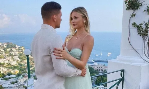 4 nàng WAGs Serbia gây chú ý trước trận gặp Anh: Từ siêu mẫu Versace đến con gái huyền thoại