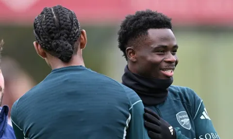 Arsenal đón cú hích từ Saka và Calafiori trước trận Newcastle