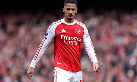 Saliba kêu gọi toàn đội Arsenal "đá chết bỏ" vì ngôi vương